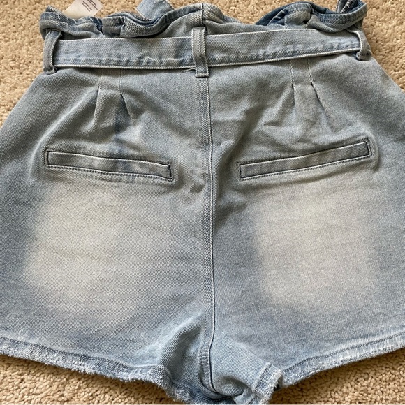 High Rise Mom Shorts - Picture 6 of 6